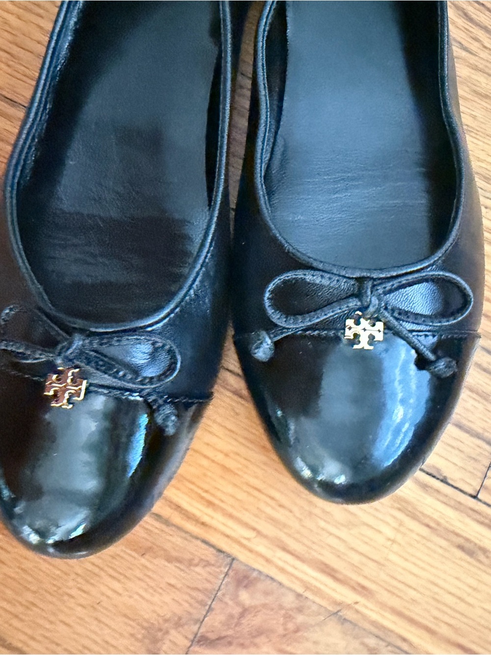 Tory Burch Black Patent Cap-Toe Ballet Flats - Picture 6 of 9